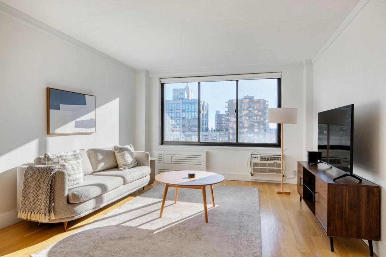 Apartment Uws 1br W Gym Doorman Nr Park Nyc-1321 New York